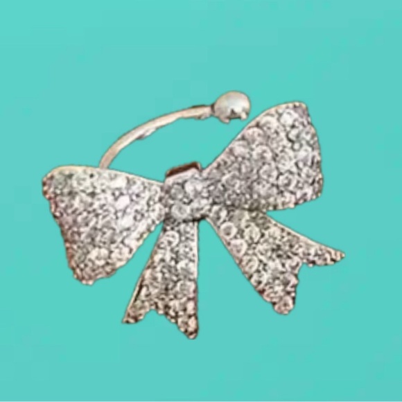 BOWKNOT Ear Cuff Huggie 18K Plated Silver Rhinestones No pierce Clip On Earring - Picture 14 of 14